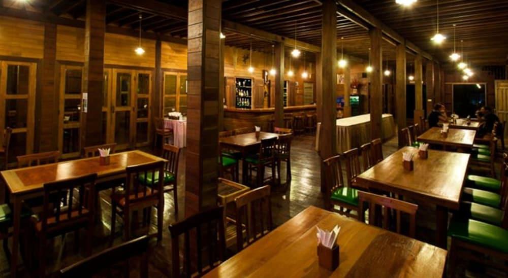 Riverhouse-The Teak House Mae Sariang Dış mekan fotoğraf