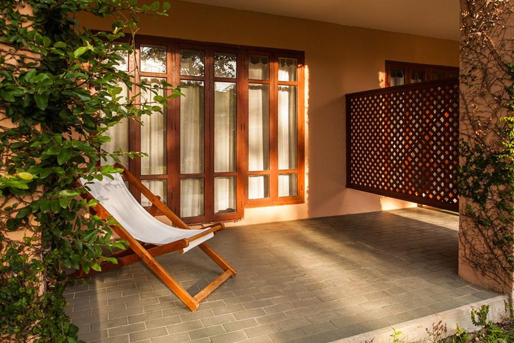 Riverhouse-The Teak House Mae Sariang Dış mekan fotoğraf